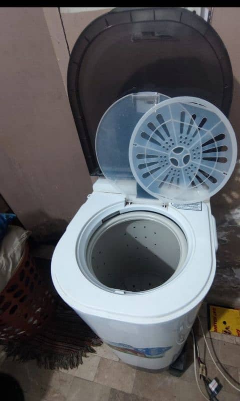 Haier spinner /dryer excellent condition 0