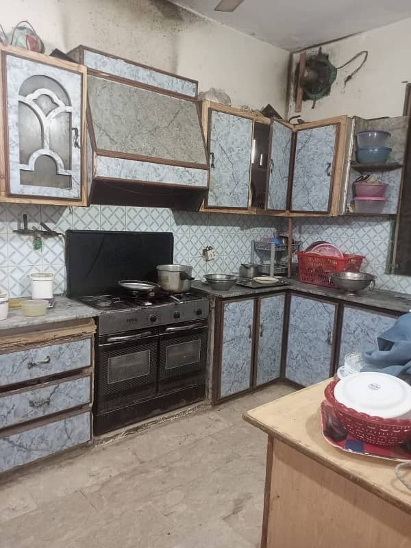 Lower portion with tile floor available for rent in allama iqbal town lahore 0