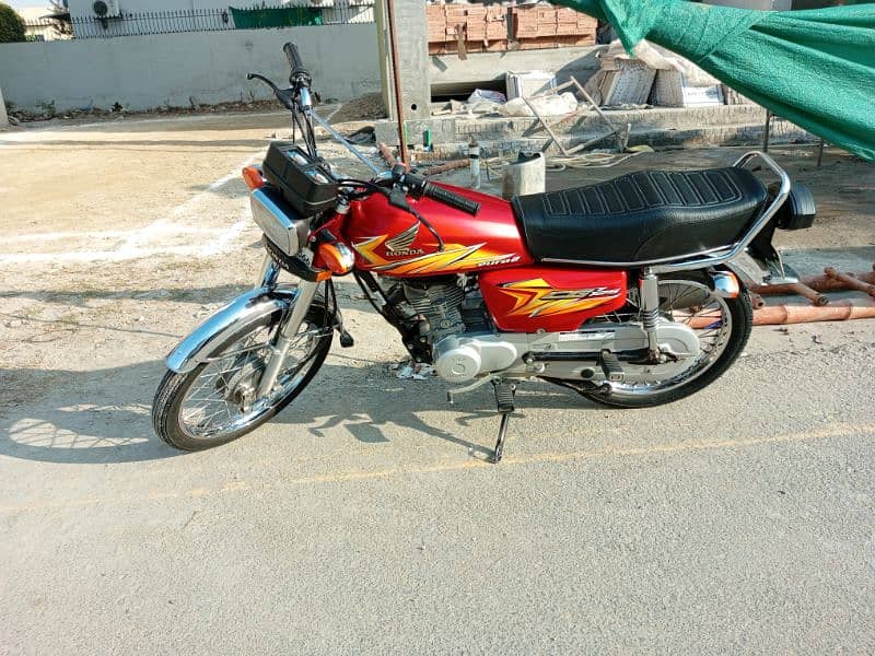 total genuine 2021 model punjab Lahore reg 2