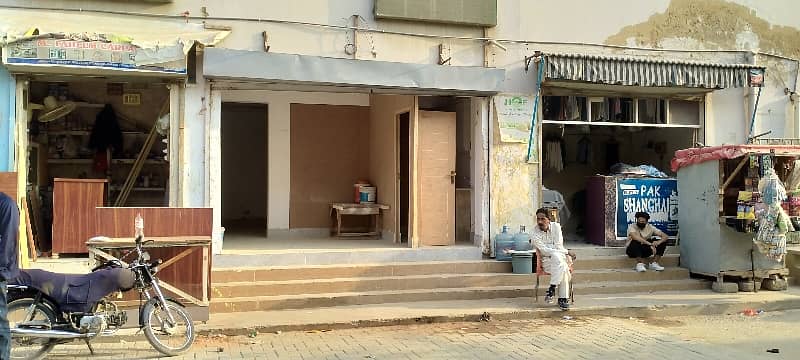 Shop Available On Rent Kings Palm Residency Phase 1 Block 3a Jauhar 0