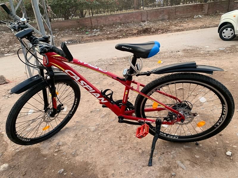 red colour caspian 26 inch Bicycle Mountain Cycle imported 10