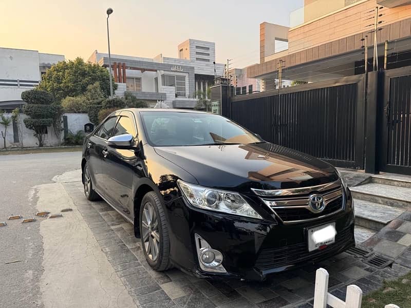 Toyota Camry Hybrid 2013 0