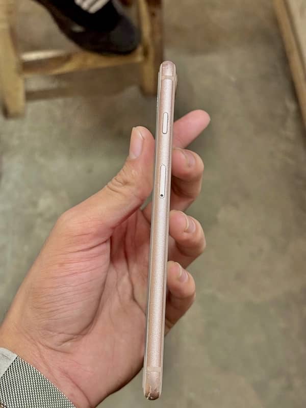 iphone 8 plus 4