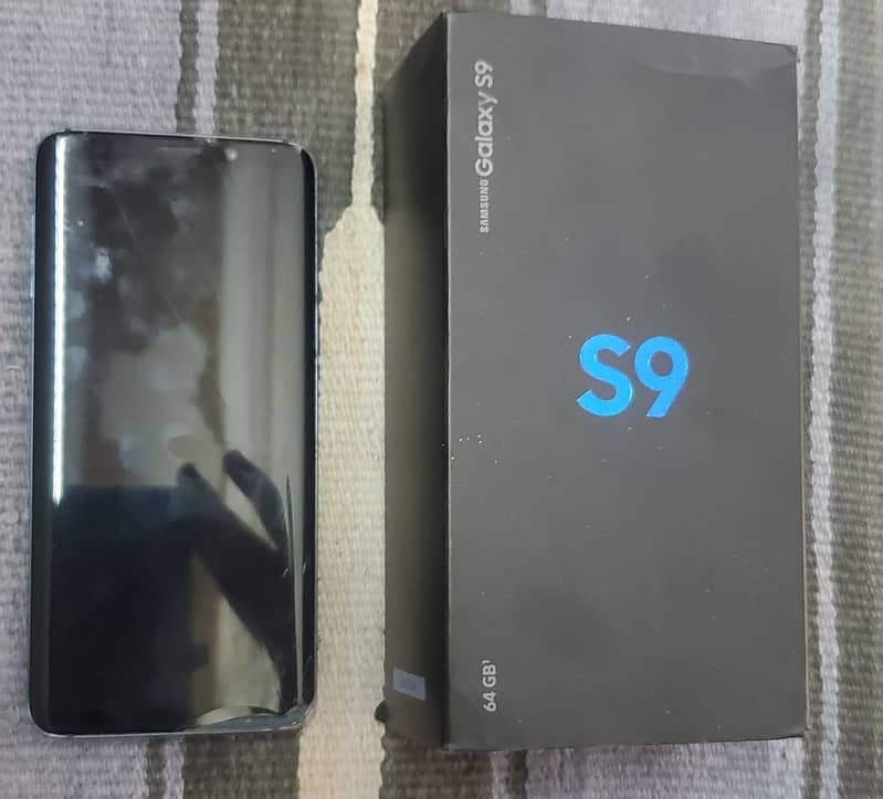 Samsung S9 (4gb ram/64gb storage), Official Pta Approved 1