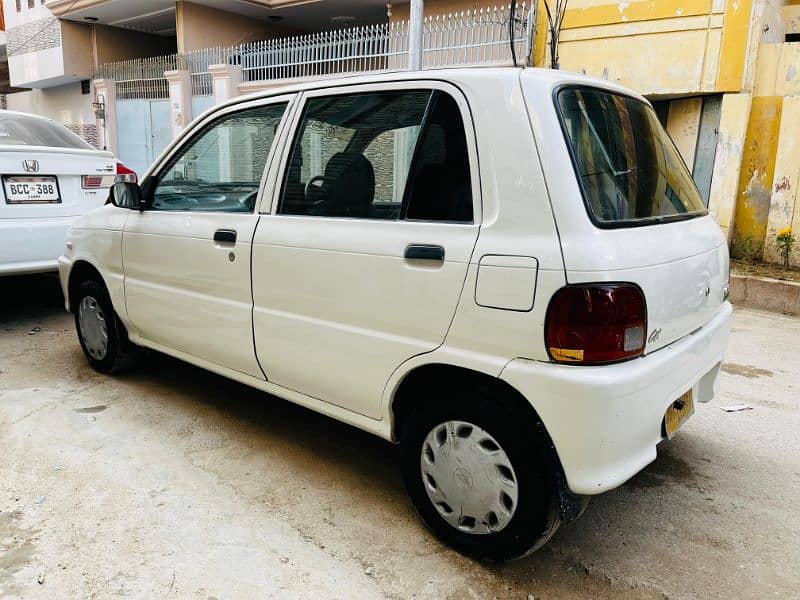 Daihatsu Cuore 2009 3