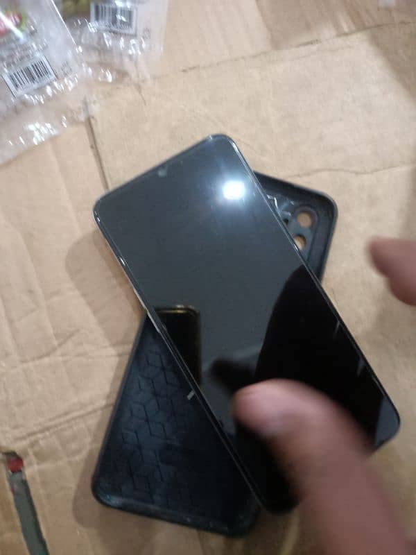 realme 6i 4gb 128 gb 0