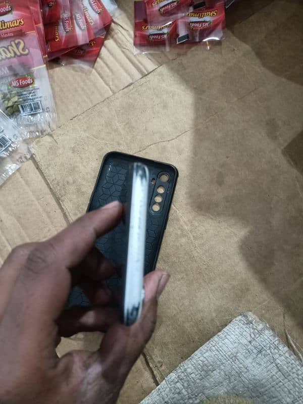 realme 6i 4gb 128 gb 3