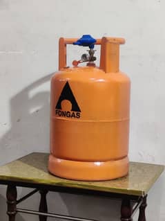 new cylender  not used with 2kg gas with regulator brand new