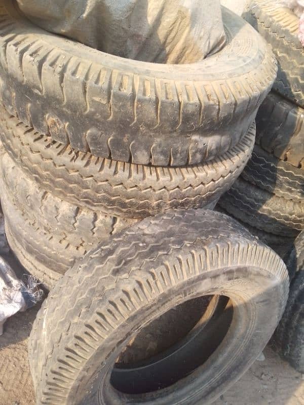 old tyre 7.50.  16 0