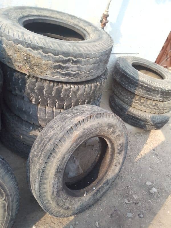 old tyre 7.50.  16 2