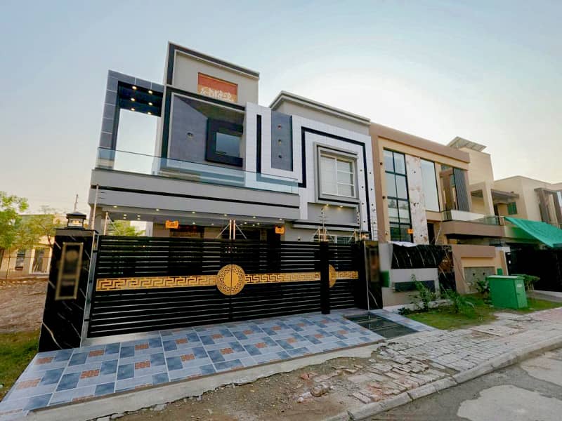 Investor Rate 10 Marla Brand New House For Sale In Awais Qarni Block Of Bahria Town Lahore 4