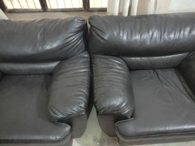 Modern leather sofa set with coffee table 11