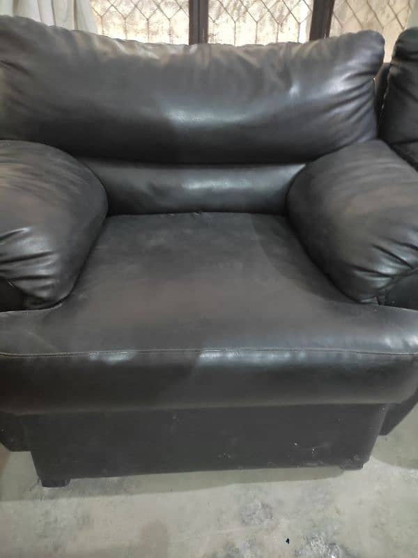 Modern leather sofa set with coffee table 13