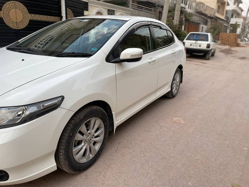 Honda City Aspire Prosmatec 1.5 i-VTEC 2016 Model Excellent Condition 9