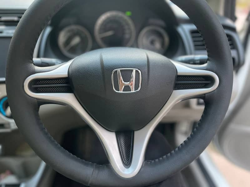 Honda City Aspire Prosmatec 1.5 i-VTEC 2016 Model Excellent Condition 12