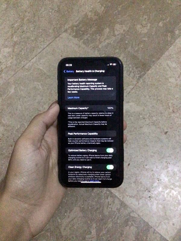 iPhone 11 64GB 0