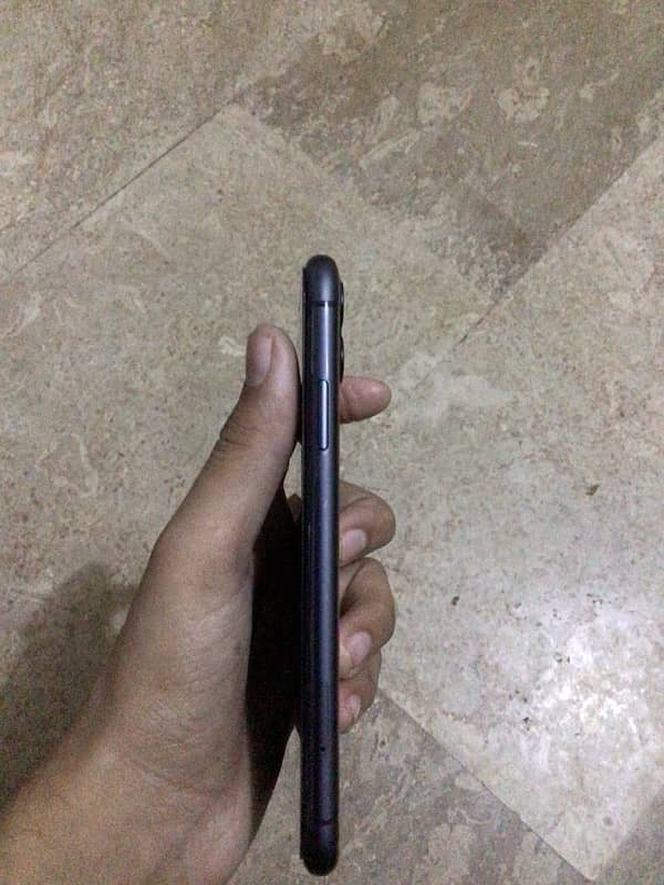 iPhone 11 64GB 5