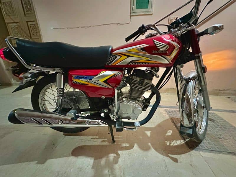 Honda CG 125 2025 model 0