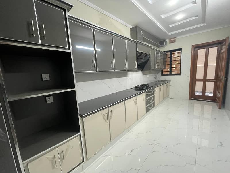 10 Marlas House For Sale In D. 12 1