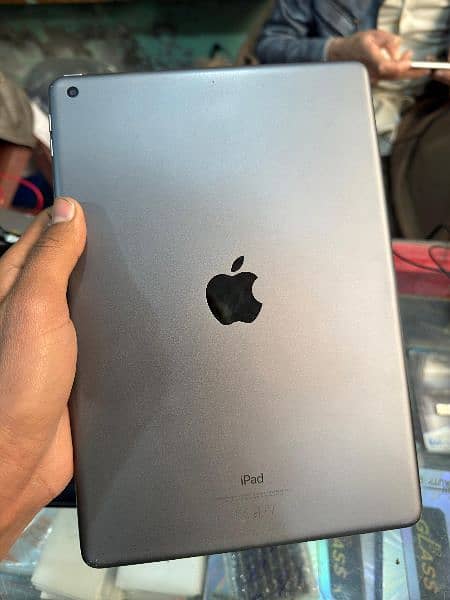 iPad 9 Generation 4