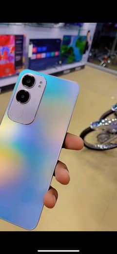 new phone hai just box open kia hai serf serious buyer rabta kren