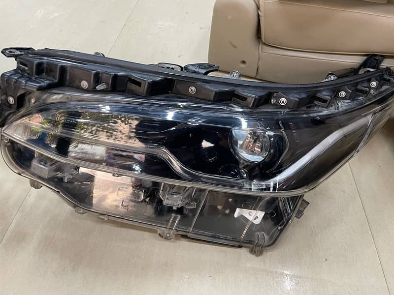 Toyota Fortuner sigma original headlight available 2