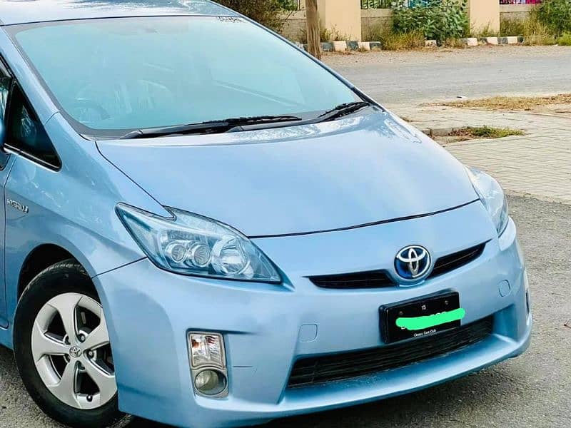 Toyota Prius 2015 9