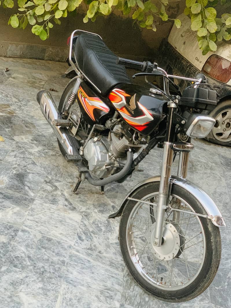 Honda CG 125 2022 1