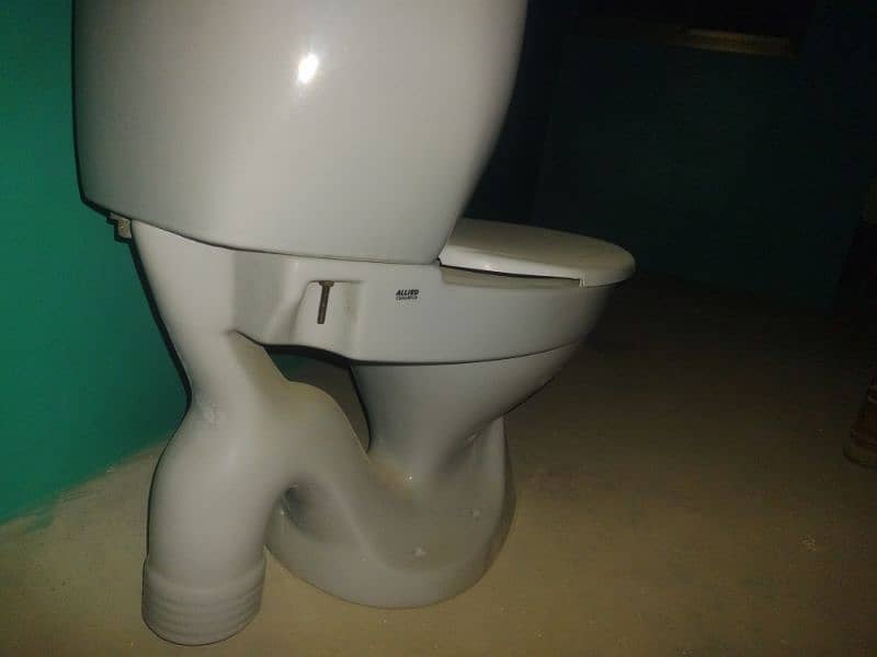 new TOILET 4