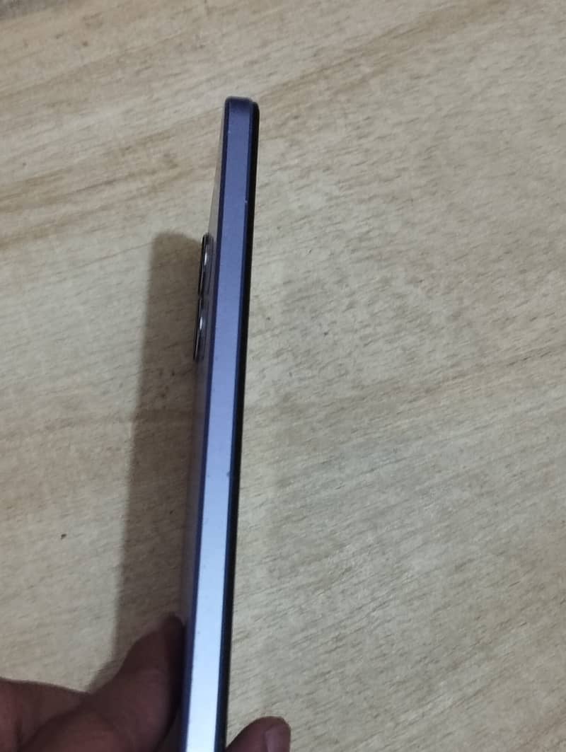 Vivo y17s 6+6 128 5