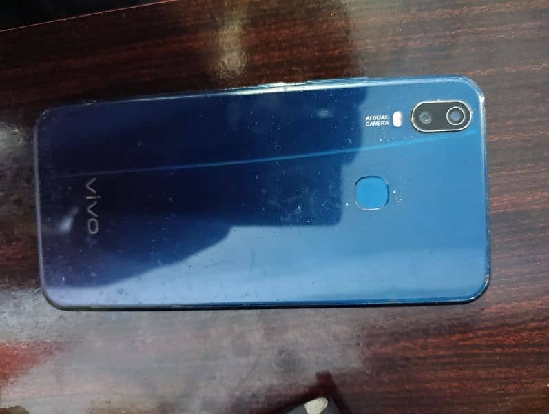 VIVO Y11 3/32 10