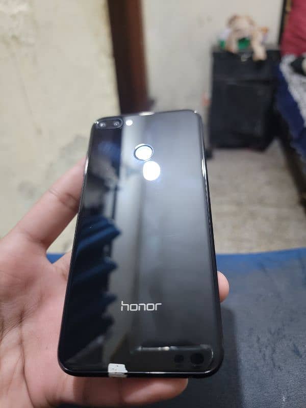 Huawei Honor 9n 7