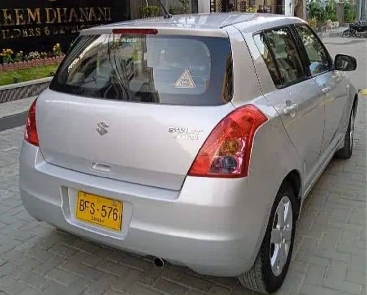 Suzuki Swift DLX 2016 (Full Loaded) 15