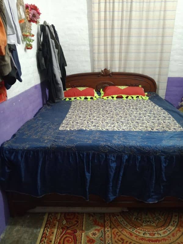 double bed with mattress for seal karna hai argent 0