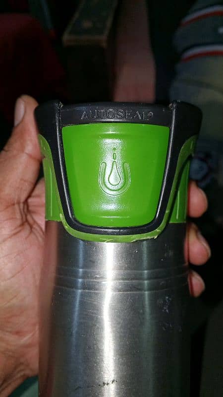 Contigo water bottle 4