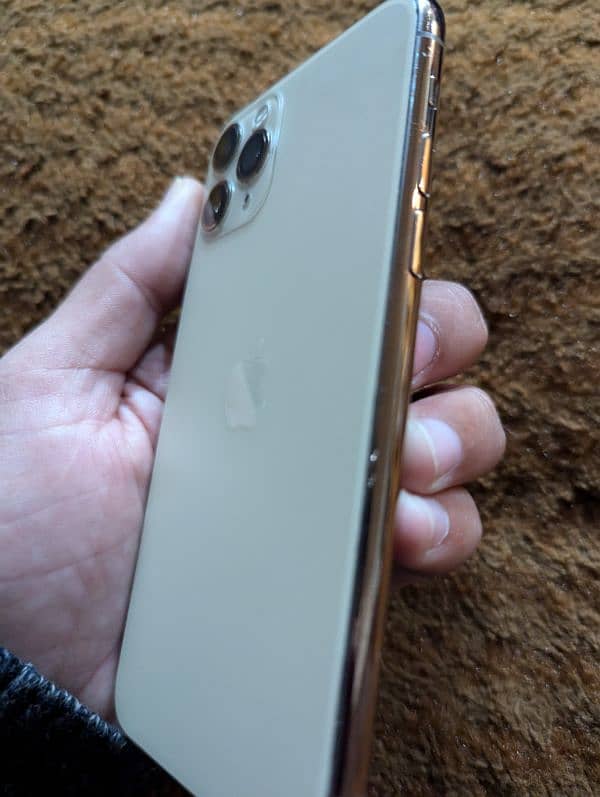 I Phone 11 Pro 256 Non PTA 1