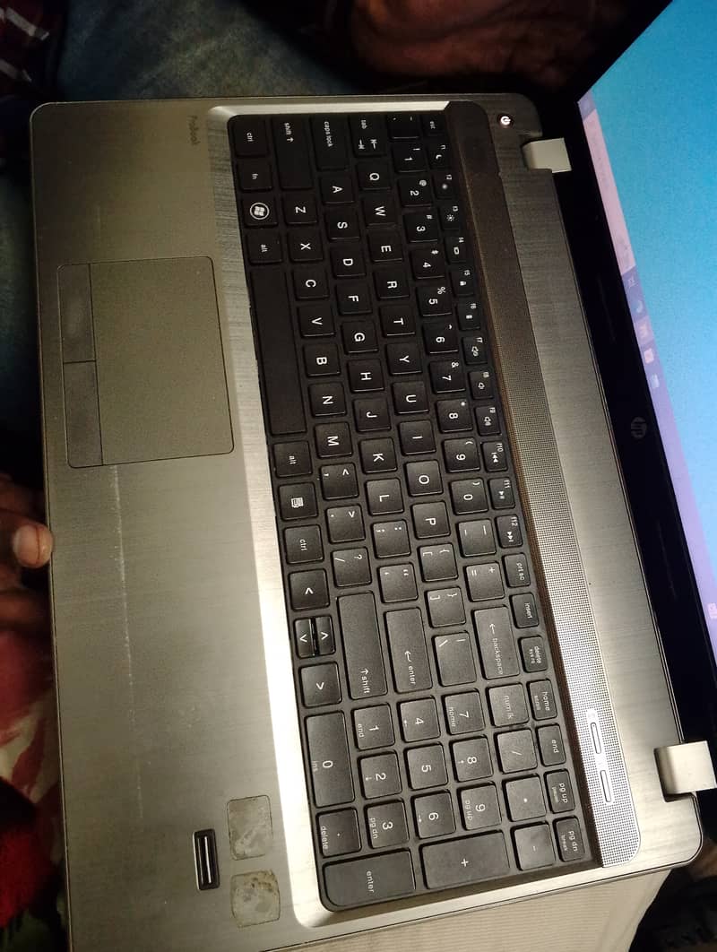 Hp laptop I5 1