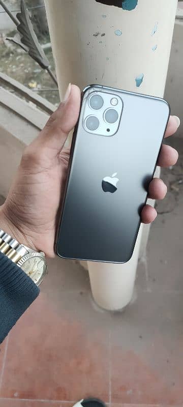 iphone 11 pro 1