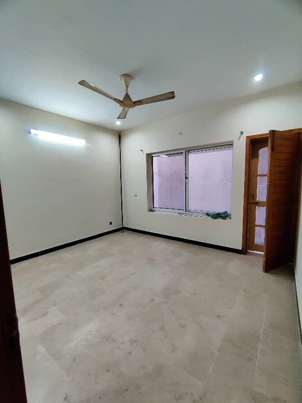 7 Marla 7 Marla Double Unit House Ava For Rent in G-15 Islamabd. 9