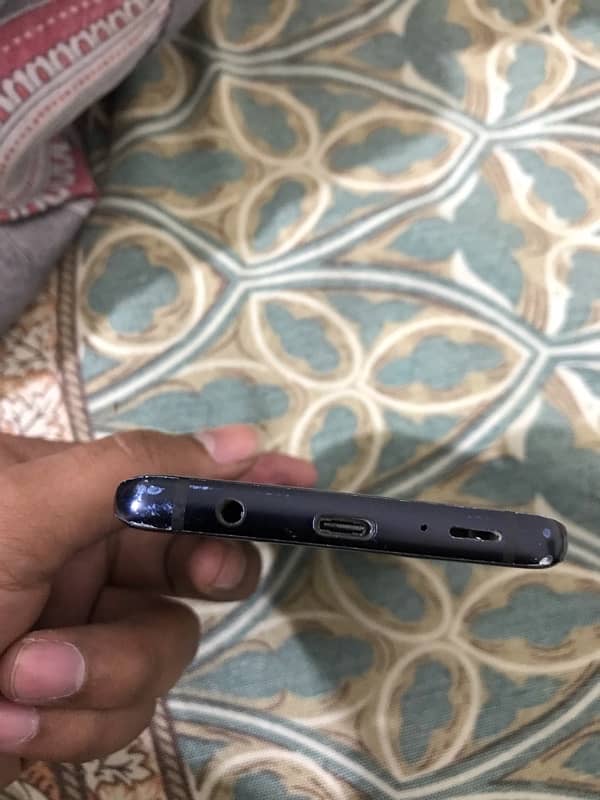 Samsung S9plus 256gb dual sim 3