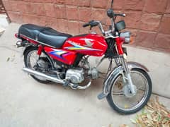 Honda cd 70 (2010) model: urgent sale