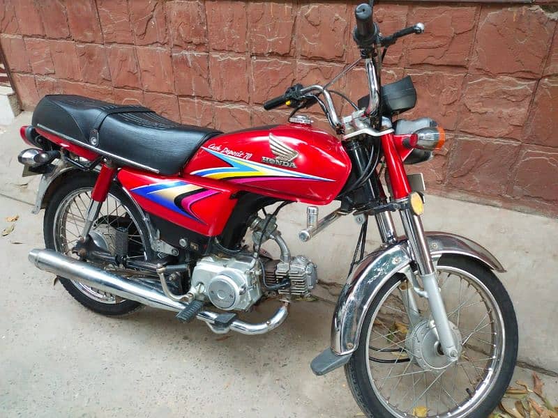 Honda cd 70 (2010) model: urgent sale 2