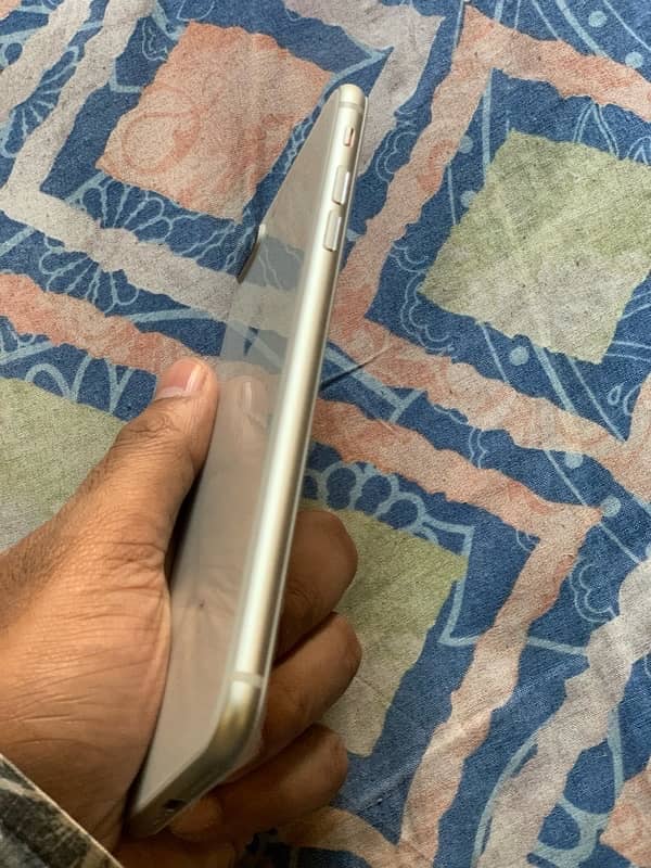 iPhone 8 Plus 256 GB pta approved 3