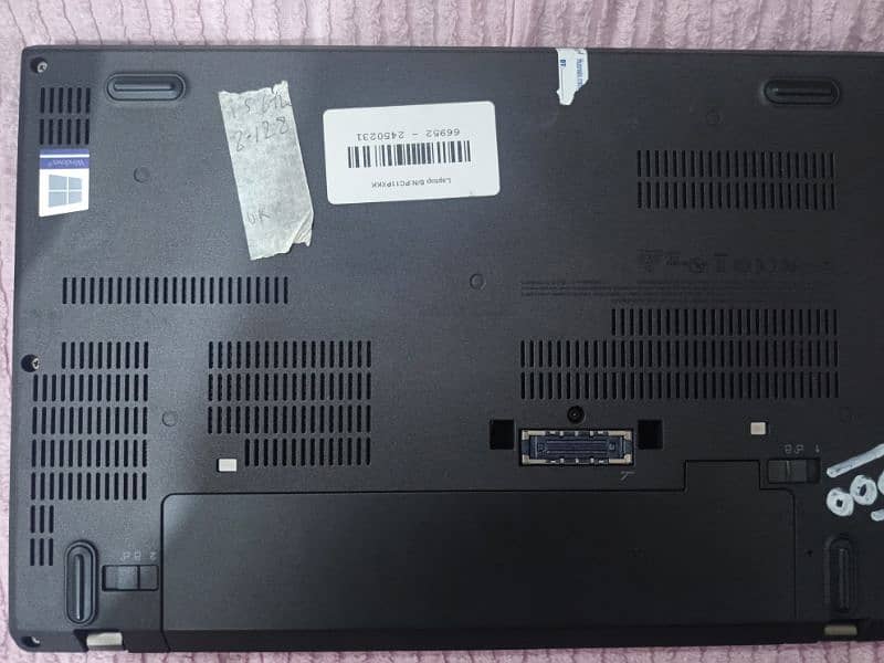 Lenovo Thinkpad ×270 i5 6th generation 8/128 Laptop with charger 4