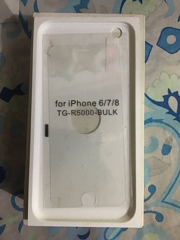 iPhone 6/7/8 glass protector 0