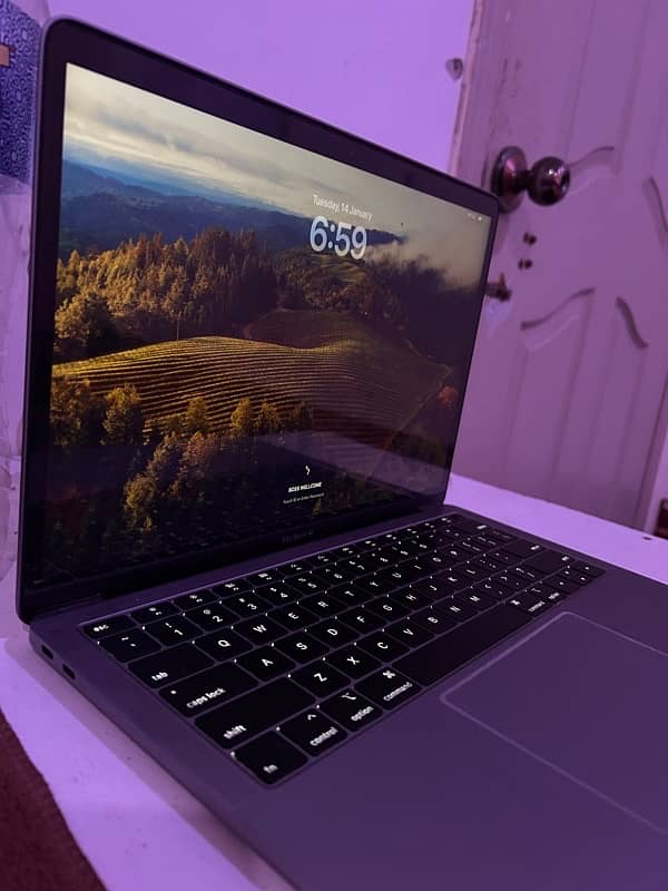 MacBook Air For Sell 2018 Model 2