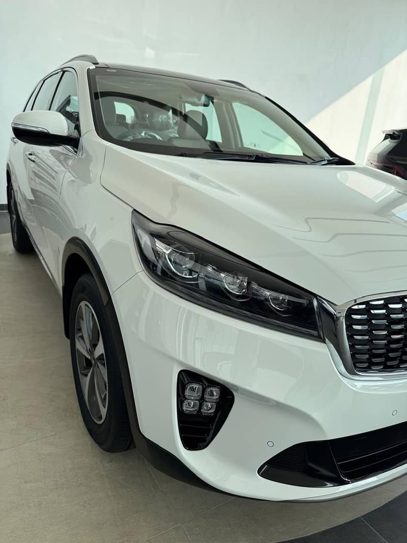 KIA Sorento 3.5 FWD 2025 Model 2