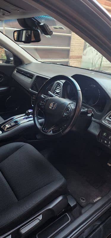 Honda Vezel hybrid 2015/22 3