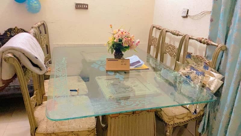 6 seater dining table for sale 1