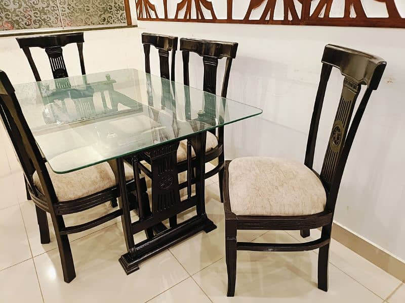 Dining Table // 6 seater Dining Table//Sheesham wood (Top Glass)Dining 4